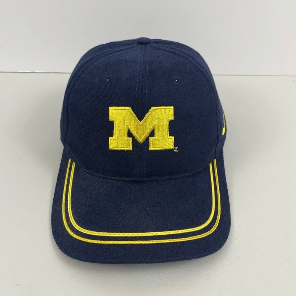 Vintage 90s Michigan Wolverines Nike Team Sports Hat